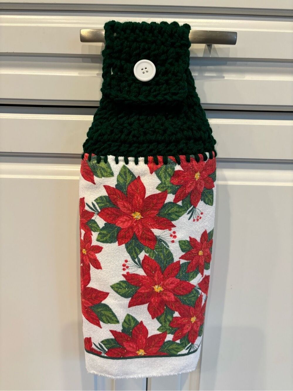 Crochet Top Kitchen Towel- Sparkling poinsettias